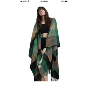 Zara Wool Blend Fringed Green Multi-Color Plaid Cape Poncho Shawl Size M